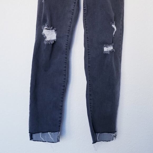 Lux Essentials Secret Fit Belly Skinny Distressed Jeans, Maternity 30 (US 10) - Picture 3 of 8